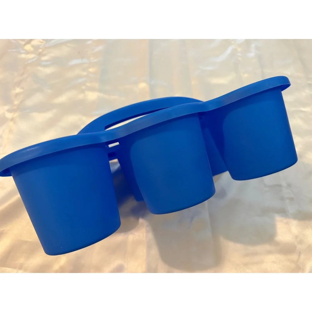 Teaching Tree Blue Plastic Cup Caddy 6 Hole Drink Carrier Art Supply Organizer
